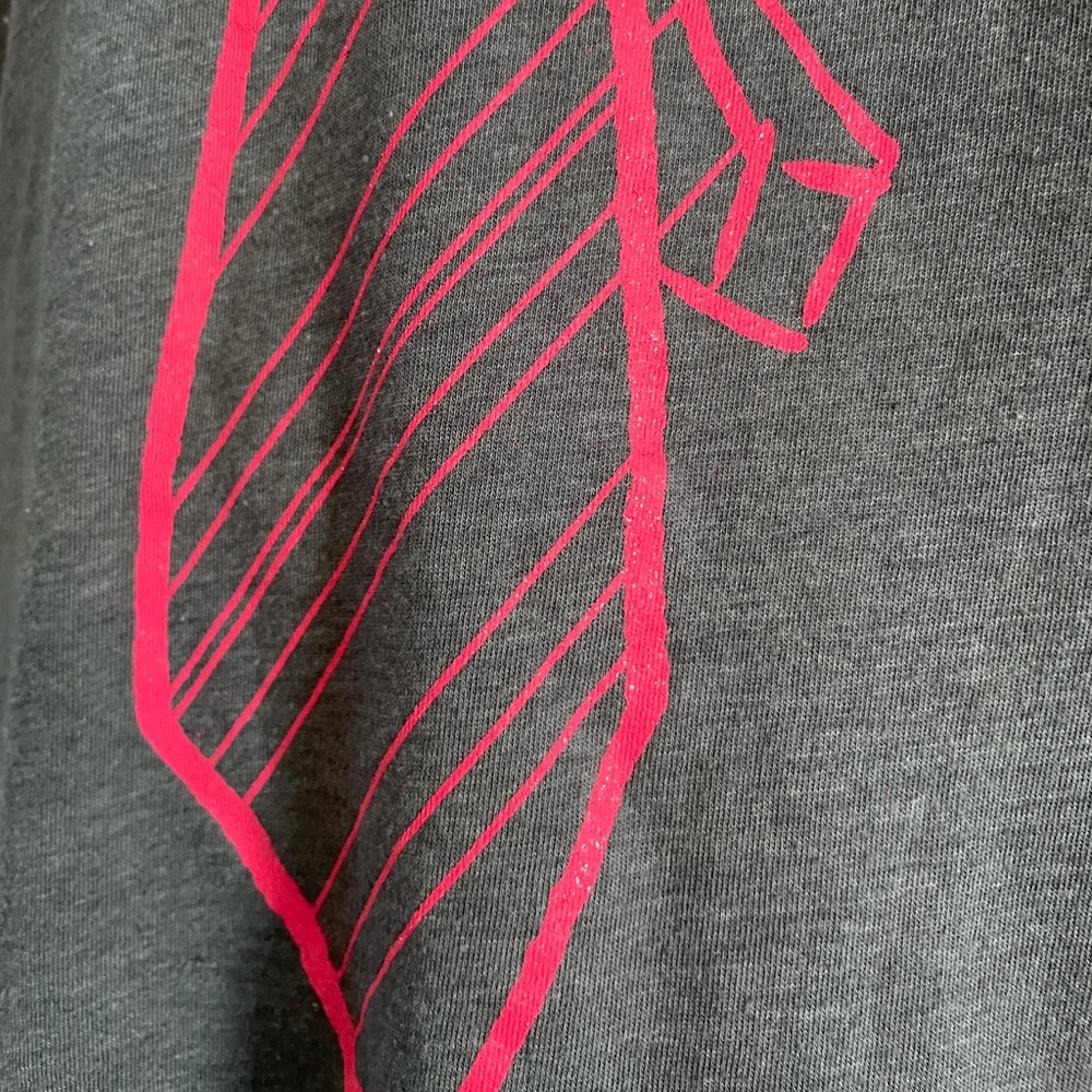 Girl’s Old Navy Tie Silhouette Graphic Tee Size M/8 - Picture 6 of 8